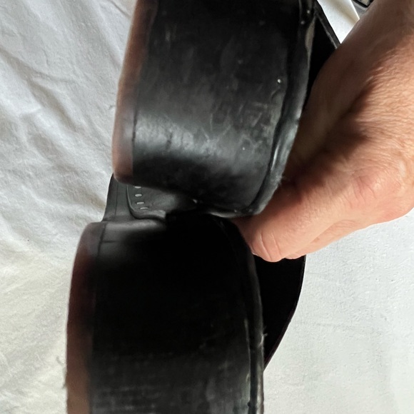 Rick Owen’s clogs worn a few times - super comfy padded inside - lower wedge - Picture 7 of 8